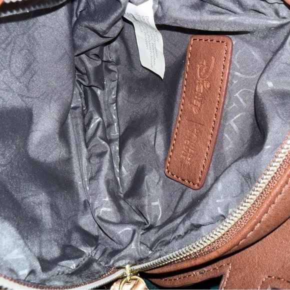 Danielle Nicole Disney Beauty And The Beast Cogsworth Crossbody Bag - Picture 11 of 12